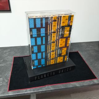 Planeta Único, sin usar lo compre por 320€,