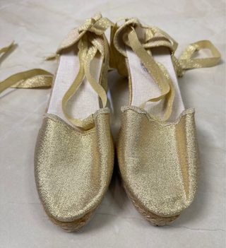 Vestido de Fallera con Zapatos y Espardeñas