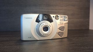 Cámara Analogica Canon Prima Zoom 85N Plata