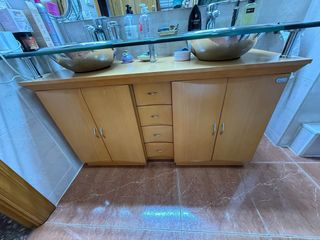 Mueble de baño madera y cristal en muy bueb estado