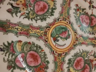 Plato de porcelana China Familia Rosa