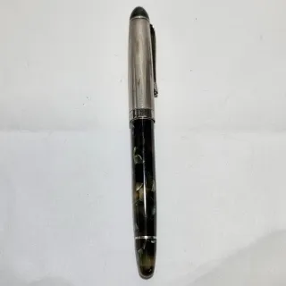 Penna stilografica Delta con tappo in argento 925