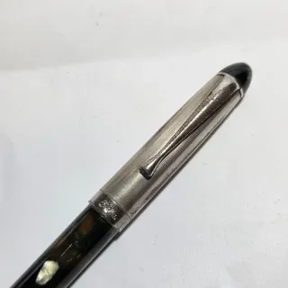 Penna stilografica Delta con tappo in argento 925