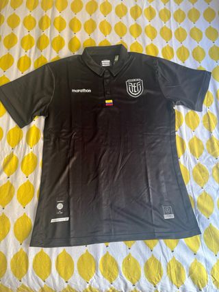 Camiseta Ecuador Marathon Negra