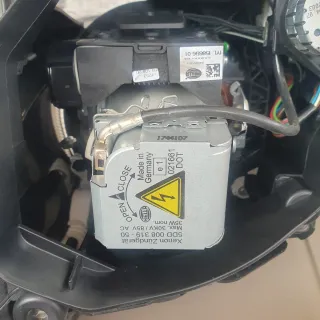 Faro Derecho BMW E60 Xenon Direccional