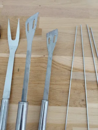 Juego, set, kit Pinzas Barbacoa Metal y Plástico