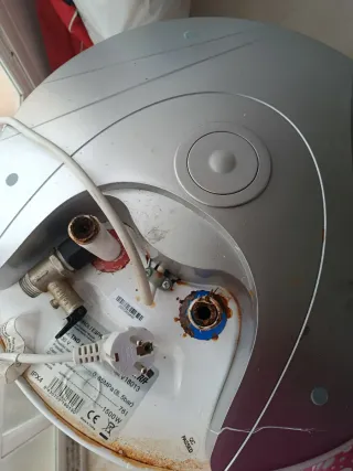 Termo de agua Cointra