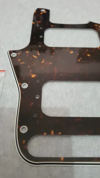 Guitarra Fender Jaguar Kurt Cobain Signature Armst