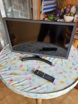 TV LG LED FULL HD SMART TV