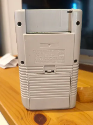 Nintendo Game Boy DMG-01