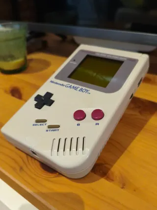 Nintendo Game Boy DMG-01