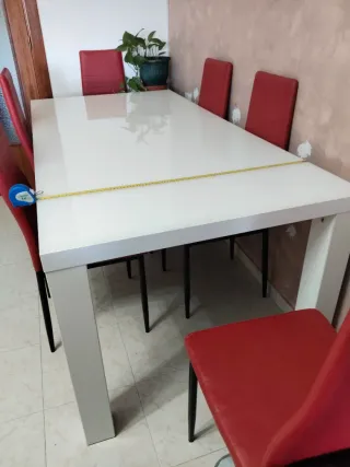 Mesa comedor blanca lacada