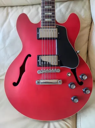 Guitarra Gibson ES339 ,satín cherry, 2015