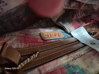 Mochila y monedero Anekke azul y multicolor