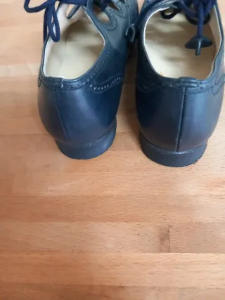Zapatos Ingleses Azul.Número 33