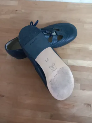 Zapatos Ingleses Azul.Número 33