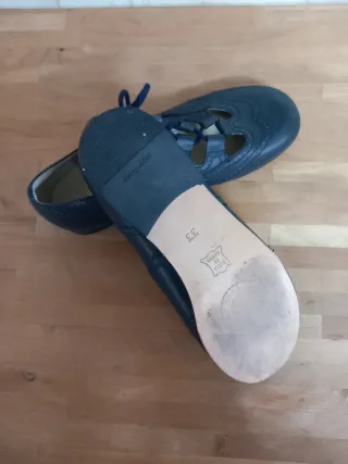 Zapatos Ingleses Azul.Número 33