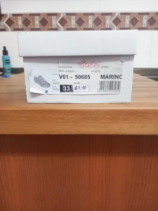 Zapatos Ingleses Azul.Número 33