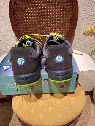 Zapatos de seguridad ROSTA grises y verdes