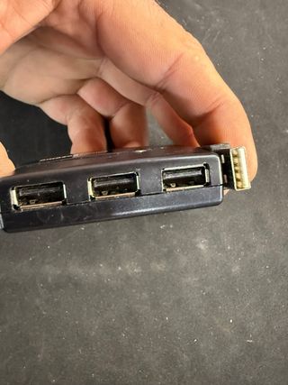 Hub USB AmazonBasics 4 Puertos