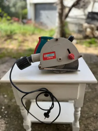 Ranuradora McKerson 1700W