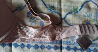 Sujetador push up encaje beige 95B nuevo