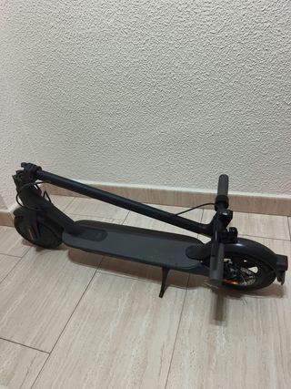 Patinete Eléctrico Xiaomi Scooter Nuevo
