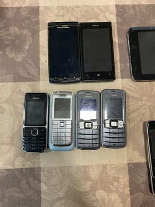Lote 12 Móviles Antiguos Nokia Samsung Sony Ericss