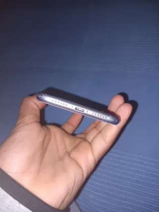 iPhone 11 128GB Morado