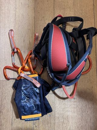 Kit de Escalada: Arnês Singing Rock + Cintas Expre