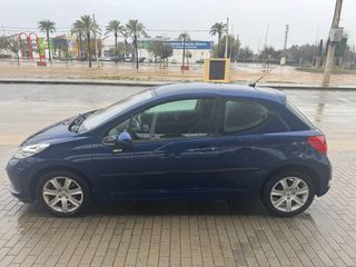 Peugeot 207 2009