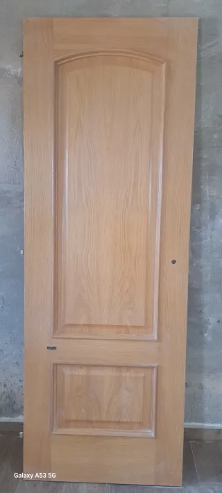 Puertas de madera color roble