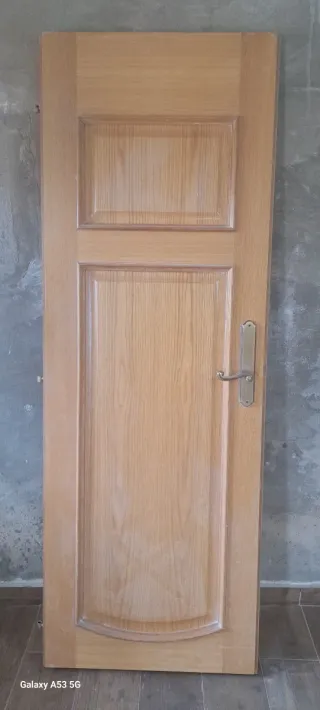 Puertas de madera color roble