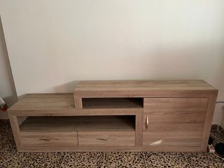 Mueble TV madera estilo moderno