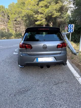 Volkswagen Golf 2012 R