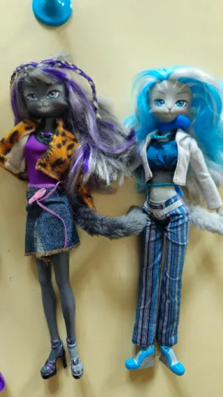 Muñecas Gato con Tocador y Accesorios