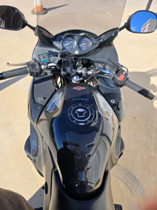 Honda NT 650 Deauville Negra