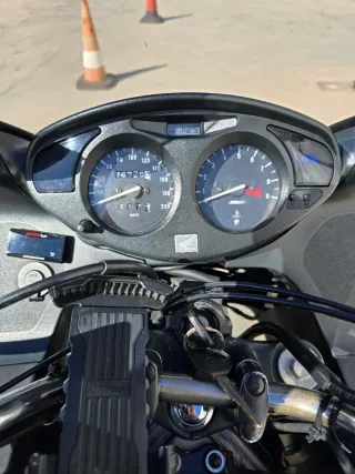 Honda NT 650 Deauville Negra