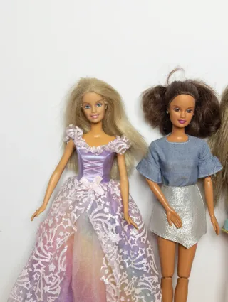 Lote 5 Muñecas Barbie