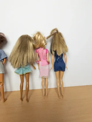 Lote 5 Muñecas Barbie