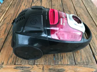 Aspiradora Rowenta City Space Cyclonic