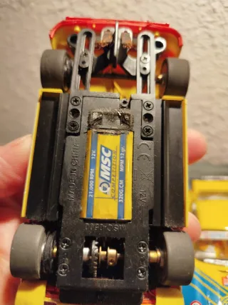 Austin Metro Rallye Slot Car 33 Castrol