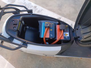 Moto Eléctrica eq. 125cc Ecooter E2 Max 2023