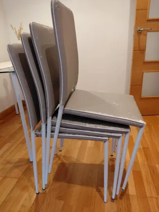 Juego de 4 sillas de comedor