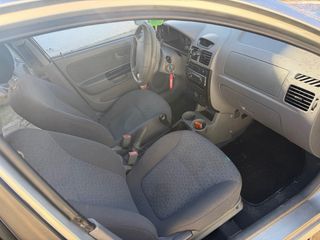 KIA Rio 2004