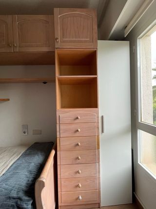 Dormitorio puente madera + cama nido