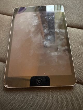 iPad Mini 2 16GB WiFi - Pantalla Golpeada