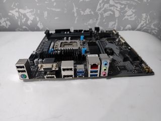 Scheda Madre Gigabyte B760M DS3H DDR4