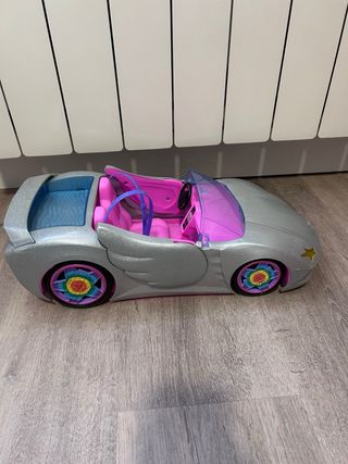 Coche Barbie plateado con estrellas
