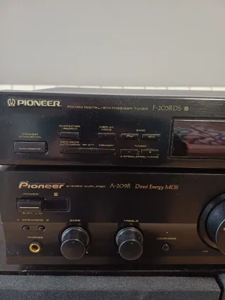 Amplificador Estéreo Pioneer A-209R Negro